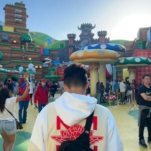 Meet your Posher, Abram